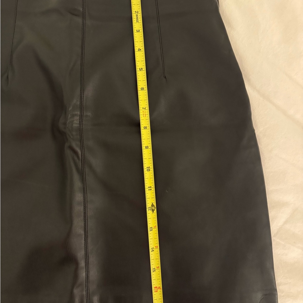 Zara Black Leather Mini Skirt - Picture 4 of 4
